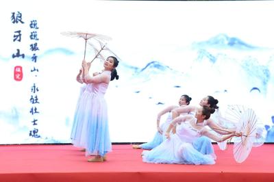 茗香四溢迎盛會(huì)，官港茶韻啟新篇——東至縣官港鎮(zhèn)茶業(yè)聯(lián)盟成立揭牌儀式暨首屆茶文化節(jié)開(kāi)幕側(cè)記